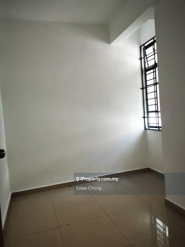Rumah Berangkai 2 Tingkat untuk Dijual di 2 Storey with Balcony, Panji Kota Bharu Kelantan, Kota Bharu oleh Estee Chong - iProperty.com.my