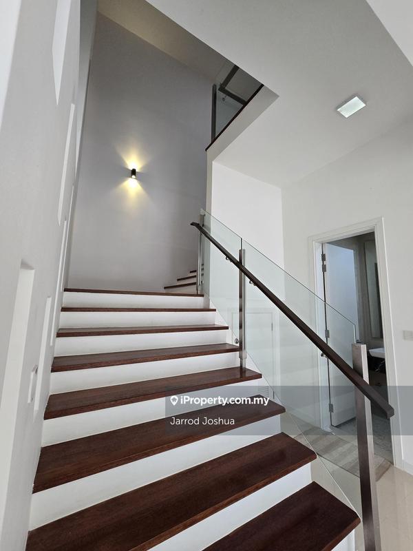 Condominium for Sale in Pavilion Hilltop by Jarrod Joshua - iProperty.com.my