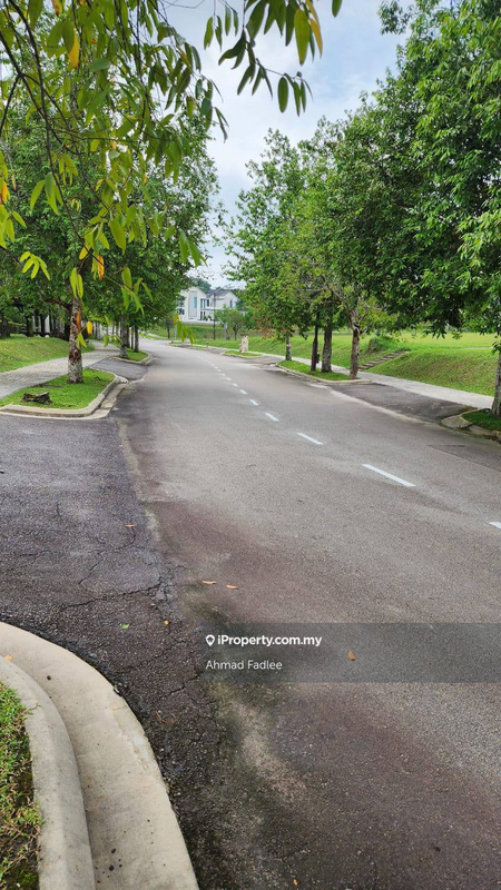 Banglo Tanah untuk Dijual di Presint 11, Presint 11 oleh Ahmad Fadlee - iProperty.com.my