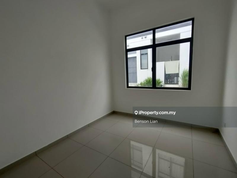 Rumah Berkembar untuk Dijual di Avenham Garden @ Eco Grandeur, Puncak Alam oleh Benson Lian - iProperty.com.my