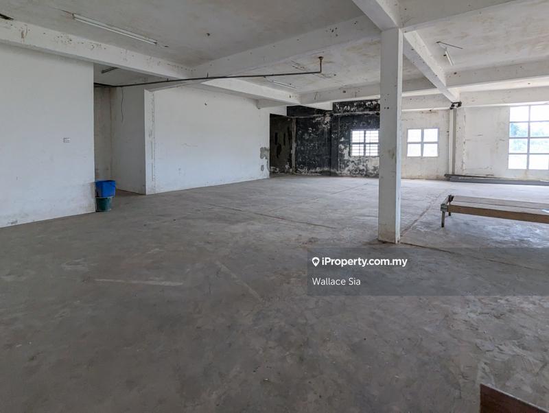 Kedai untuk Dijual di Taman Dato' Abdul Rashid Salleh, Beserah oleh Wallace Sia - iProperty.com.my
