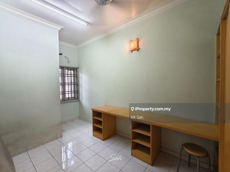 Rumah Teres 2-Tingkat untuk Dijual di Pekan Semenyih, Semenyih oleh KK Sah - iProperty.com.my