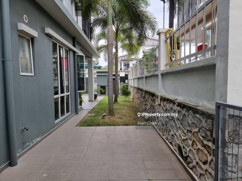 Banglo untuk Dijual di 16 Sierra, Puchong oleh Alan Chan - iProperty.com.my