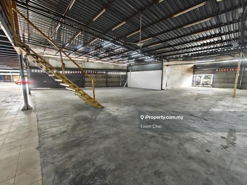 For Rent - (Mainroad) Bandar Baru Sungai Buloh 1.5sty Showroom (Rent) Tsb Kota Damansara