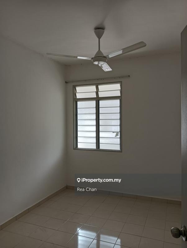Flat for Rent in Rumah Pangsa Kenanga 3 by Rea Chan - iProperty.com.my