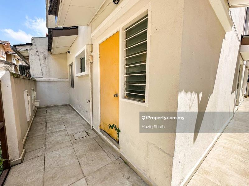 2-storey Terraced House for Sale in Taman Kelana Idaman, Ara Damansara by Haziq Shuib - iProperty.com.my