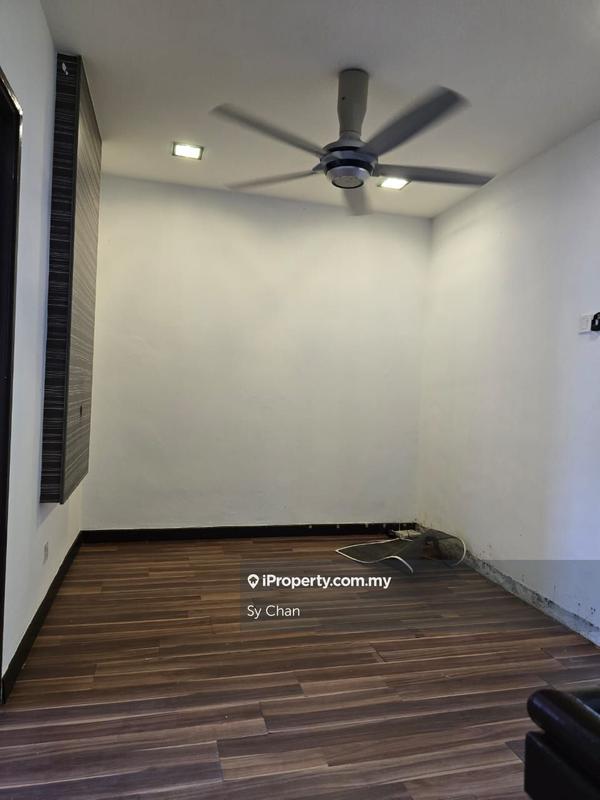 Rumah Berangkai 2.5 Tingkat untuk Dijual di Mutiara Puchong, Puchong oleh Sy Chan - iProperty.com.my