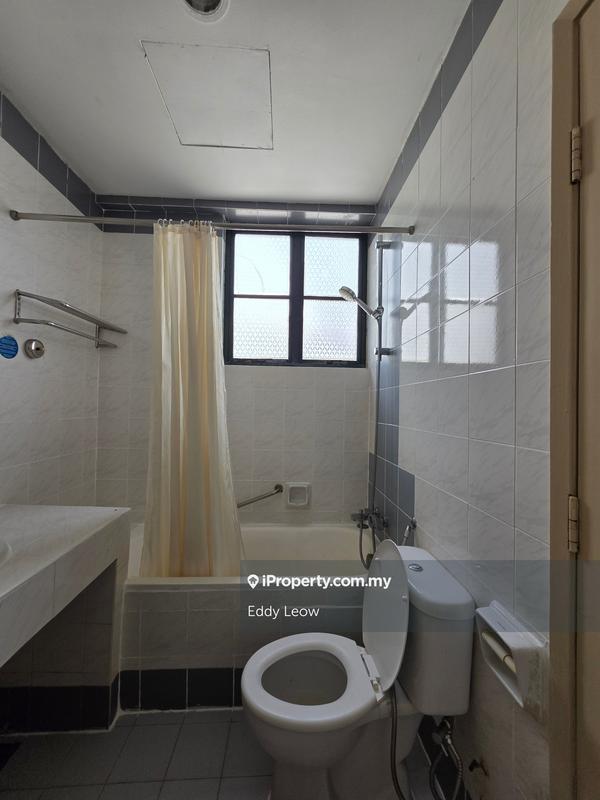 Pangsapuri untuk Dijual di Mahkota Hotel Melaka oleh Eddy Leow - iProperty.com.my