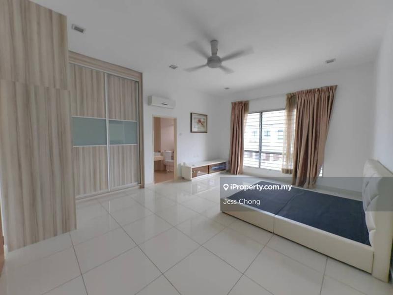 Rumah Berangkai 2 Tingkat untuk Dijual di Bandar 16 Sierra Lyden Sierra 2, Puchong oleh Jess Chong - iProperty.com.my