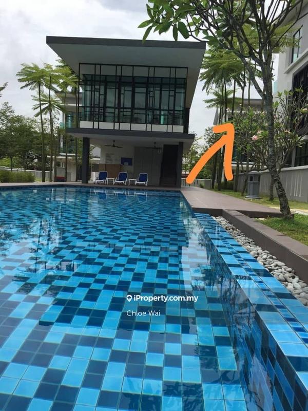 Rumah Berkembar untuk Dijual di Serdang, Seri Kembangan oleh Chloe Wai - iProperty.com.my