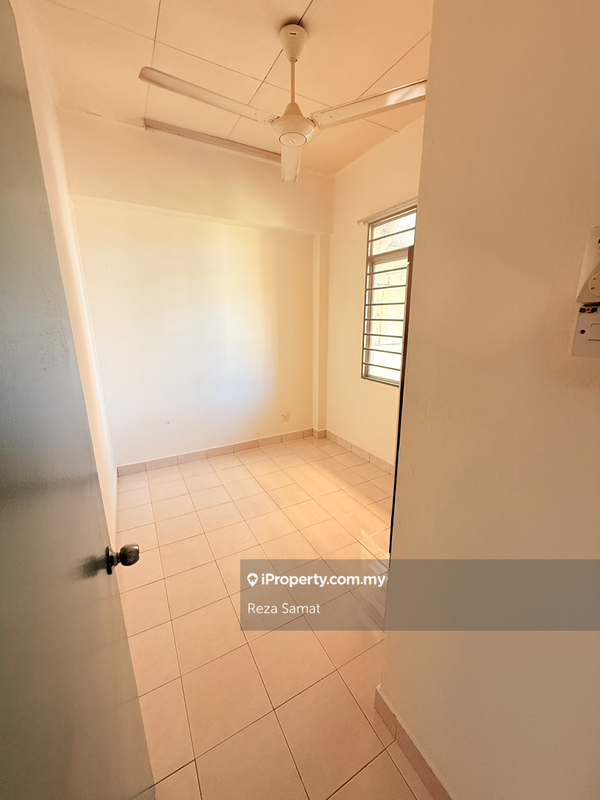 Pangsapuri untuk Dijual di Seri Ixora Apartment oleh Reza Samat - iProperty.com.my