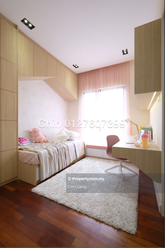 Rumah Berangkai 2 Tingkat untuk Dijual di Bangi Golf Resort Superlink with Golf Course View, Bangi oleh Chin Liang - iProperty.com.my