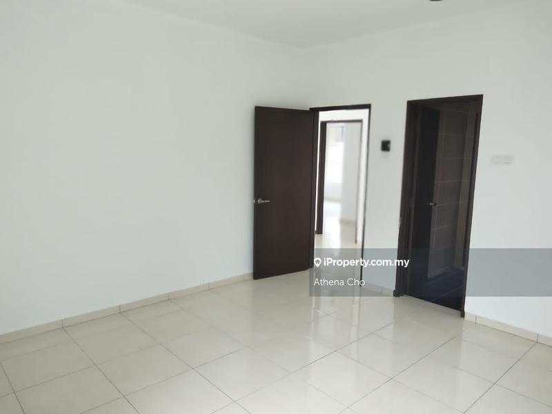 Bungalow House for Sale in Pekan Labu, Labu by Athena Cho - iProperty.com.my