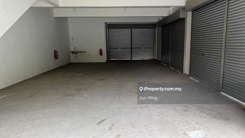 For Sale - Pusat Komersial universiti