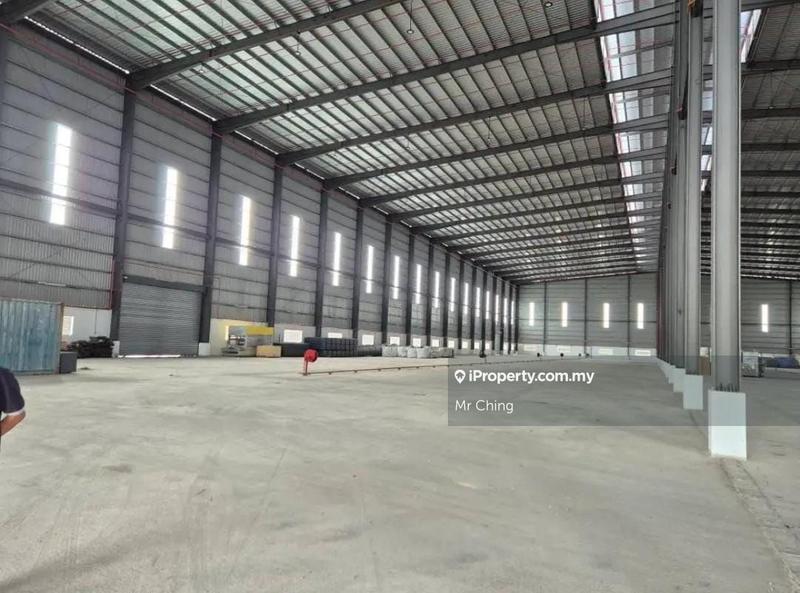 For Rent - 2 Acre Warehouse Factory Office Kawasan Perusahaan Senawang Seremban