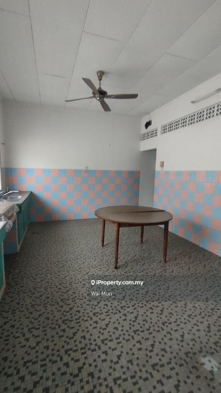 Bungalow House for Sale in Taman Million, Jalan Ipoh by Wai Mun - iProperty.com.my