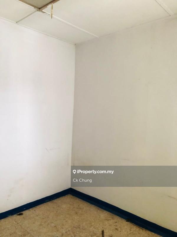 Pangsapuri untuk Dijual di Taman Jinjang Baru Kos Sederhana Apartment oleh Ck Chung - iProperty.com.my