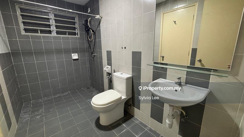 Service Residence for Sale in Koi Kinrara by Sylvia Lee - Bathroom - iProperty.com.my