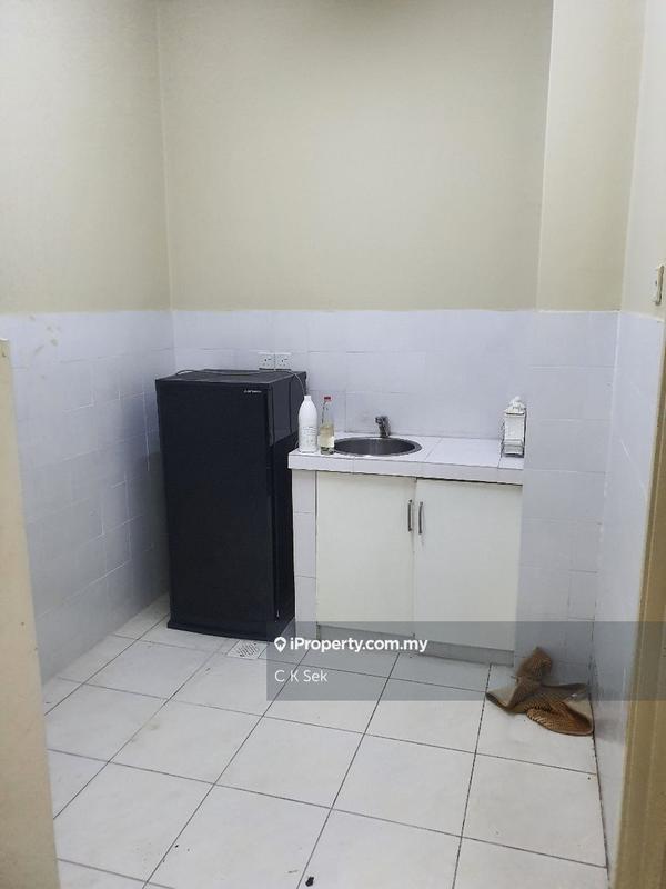 Pejabat untuk Dijual di Kota Damansara, Selangor oleh C K Sek - iProperty.com.my