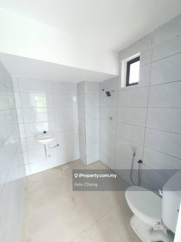 For Sale - Taman Molek