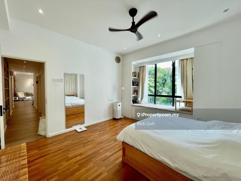 For Sale - Scotland Villa