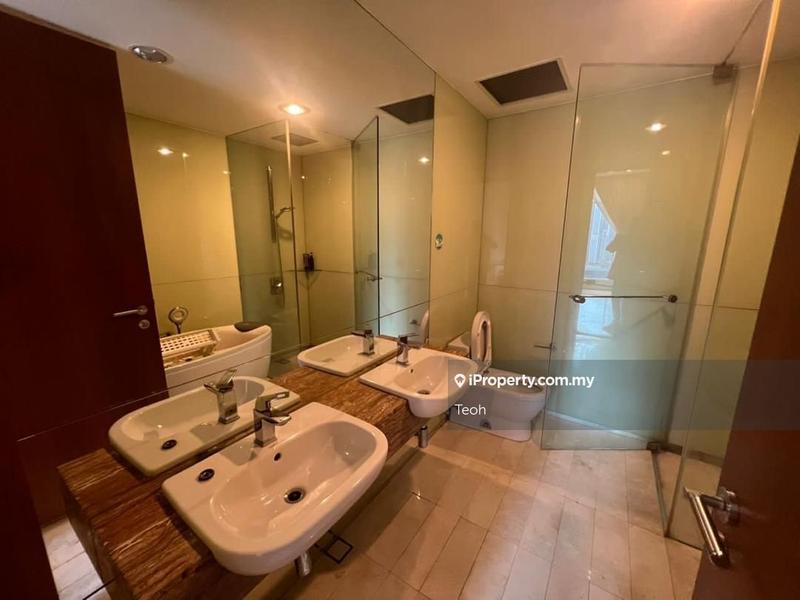 For Rent - Quadro Residences