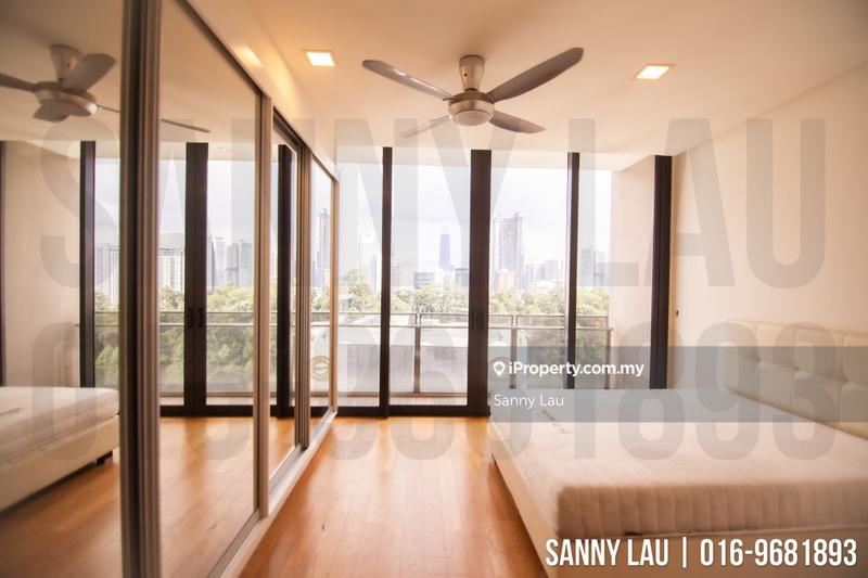 For Sale - 6 CapSquare