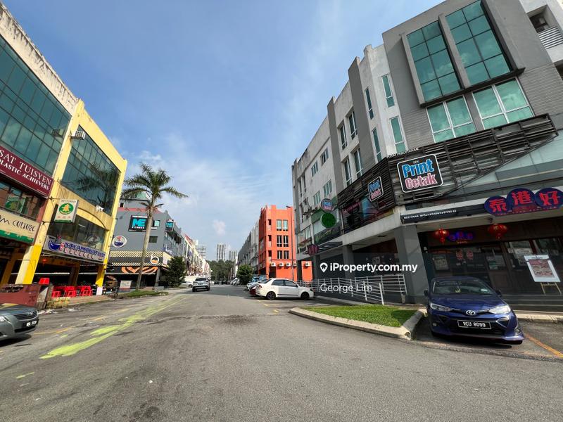 Shop for Rent in Bandar Puteri Puchong, Puchong by George Lim - iProperty.com.my
