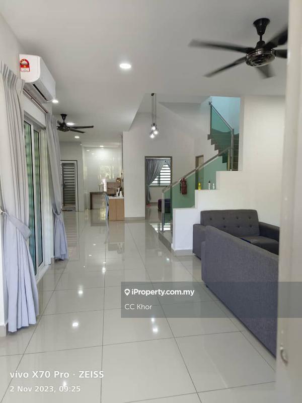 Rumah Berangkai 2 Tingkat untuk Dijual di Kg Laut, Kuala Terengganu oleh CC Khor - iProperty.com.my