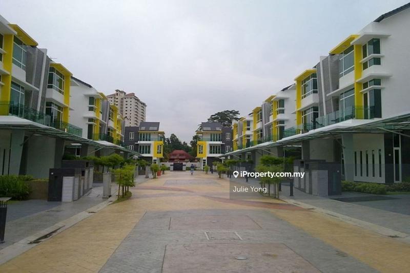 Semi-Detached House for Sale in Laman Damaisari @ Mont Kiara, Kuala Lumpur by Julie Yong - iProperty.com.my