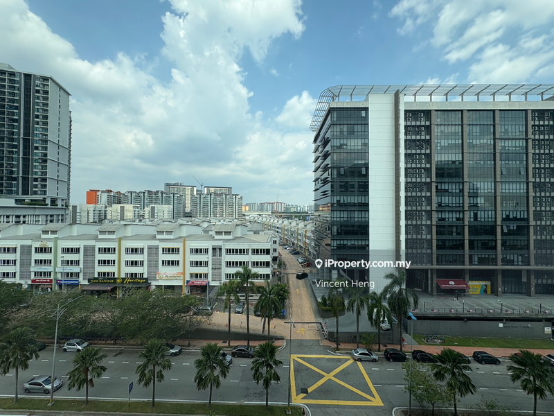 Condominium for Sale in Urbana Residences by Vincent Heng - iProperty.com.my