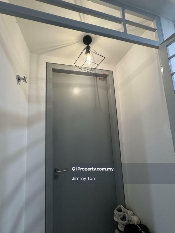 Service Residence for Rent in 121 Residences by Jimmy Tan - Main Door with Grill - iProperty.com.my