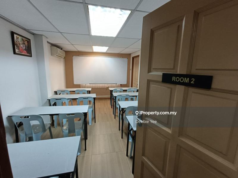 Shop-Office for Sale in yu27g, Ampang by Debbie Yee - iProperty.com.my