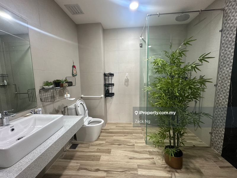 Service Residence for Sale in Hampton Height Damansara by Zack Ng - iProperty.com.my