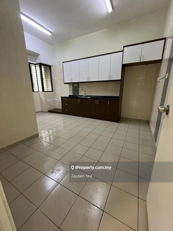 3-storey Terraced House for Sale in Taman Esplanad, Bukit Jalil by Jayden Yee - iProperty.com.my