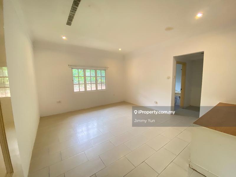 Bungalow House for Sale in 1 Storey Bungalow @ College Heights Garden Resort, Kajang by Jimmy Yun - iProperty.com.my