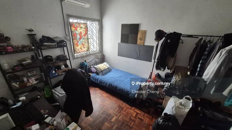 Rumah Berangkai 1.5 Tingkat untuk Dijual di 18d3y, Subang Jaya oleh Chester Cheng - iProperty.com.my