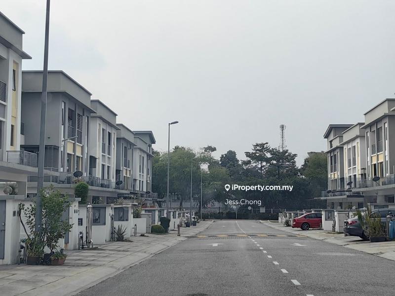 Rumah Bandar untuk Dijual di Puchong, Selangor oleh Jess Chong - iProperty.com.my