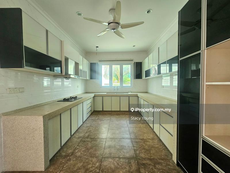 Bungalow House untuk Dijual di Mines Resort City, Seri Kembangan oleh Stacy Young - iProperty.com.my