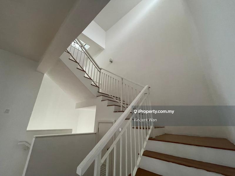 2.5-storey Terraced House for Sale in Sutera Damansara 2.5 Storey Superlink House, Petaling Jaya by Vincent Wan - iProperty.com.my