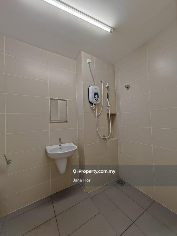 Townhouse for Sale in 16 Sierra, Puchong by Jane Hor - iProperty.com.my