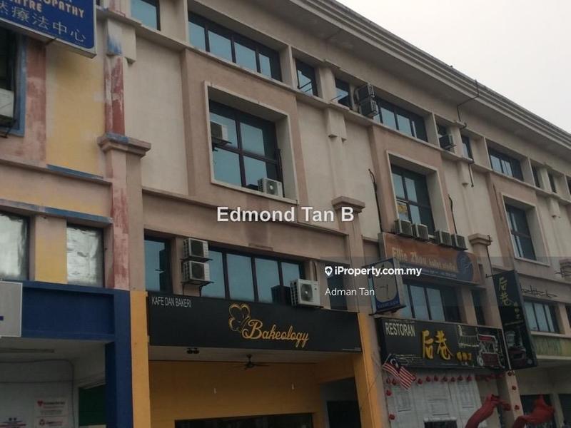 Shop / Office untuk Dijual di Petaling Jaya, Selangor oleh Adman Tan - iProperty.com.my
