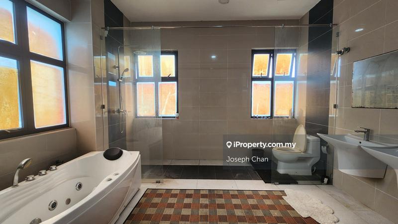 Bungalow House for Sale in Seksyen 7, Shah Alam by Joseph Chan - iProperty.com.my