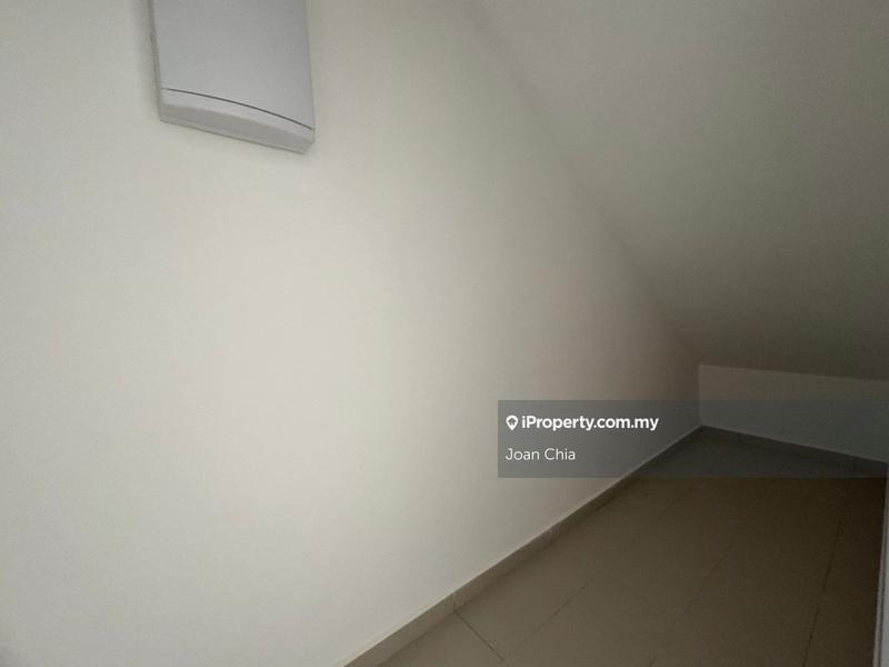 Rumah Teres 2-Tingkat untuk Dijual di Austin Crest, Johor Bahru oleh Joan Chia - iProperty.com.my