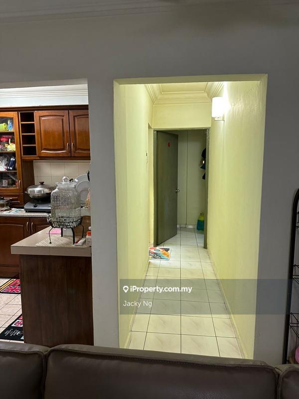 For Sale - saujana apartment