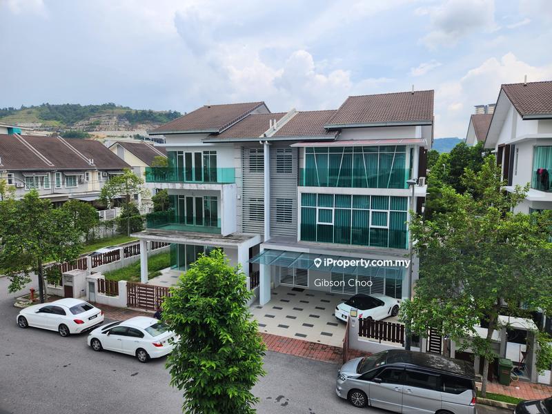 Rumah Berkembar untuk Dijual di Taman Puncak Saujana, Kajang oleh Gibson Choo - iProperty.com.my