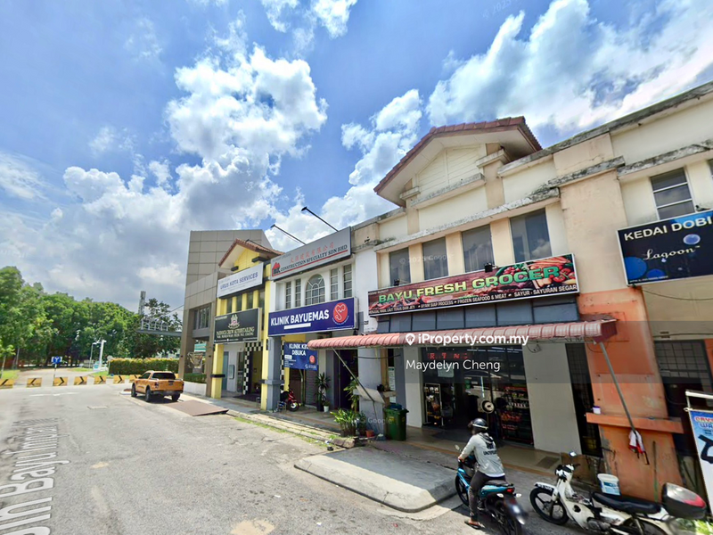 For Sale - 4.3% ROI 2-STOREY ENDLOT SHOP