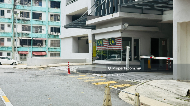 Service Residence for Sale in Maxim Residences by Robert See - iProperty.com.my