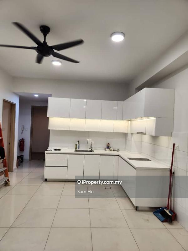 Service Residence for Sale in Putra Residence by Sam Ho - iProperty.com.my