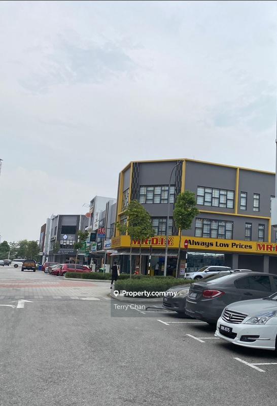 Shop for Sale in Kajang, Selangor by Terry Chan - iProperty.com.my